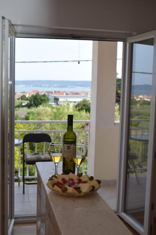 Apartments Marta Kaštel Novi Εξωτερικό φωτογραφία